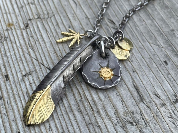 goros ideal metal and gold tip feather pendant setup