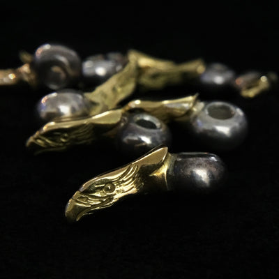 goros DELTAone International Eagle Head Beads  Altair 1