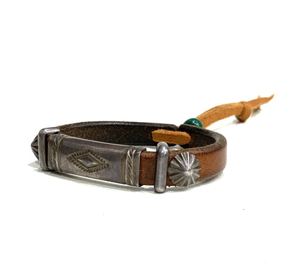 goros DELTAone International goros Leather Bracelet with Metal with ConchoReddish Brown 57126a 1