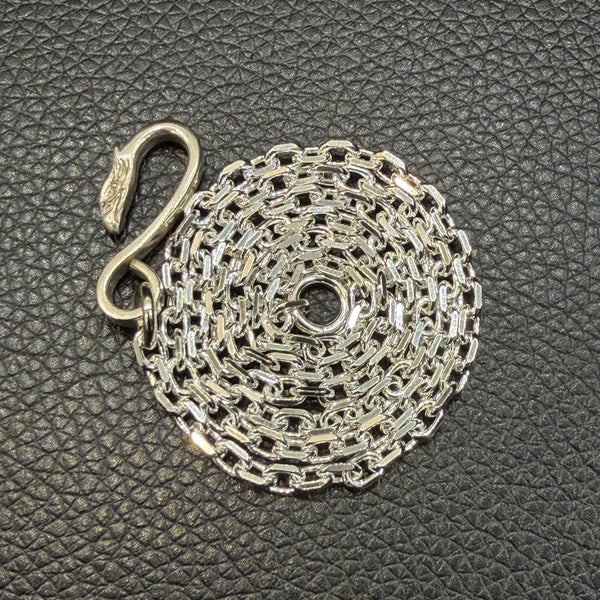goro's | Small Cornered Chain with Eagle Hook