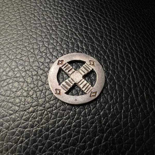 goro's | Silver Wheel