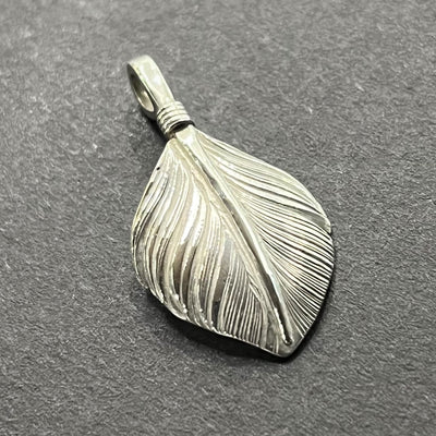 goros DELTAone International Silver Heart Pendant Right 19307 1