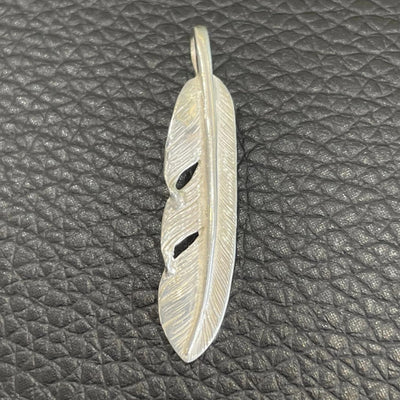 goros DELTAone International Silver Feather Right S 62938a 1