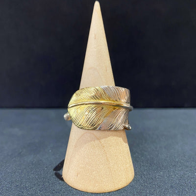 goros DELTAone International Gold Tip Feather Ring Size 19 67990 1