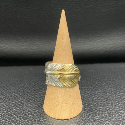 goros DELTAone International goros Gold Tip Feather Ring Size 19 60918a 1