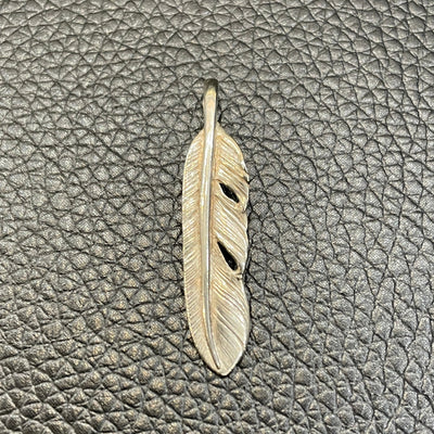 goros DELTAone International Silver Feather Left S 69901a 1