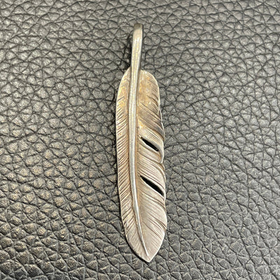 goros DELTAone International Silver Feather Left L 69870a 1