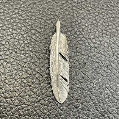 goros DELTAone International Silver Feather Left M 63777a 1