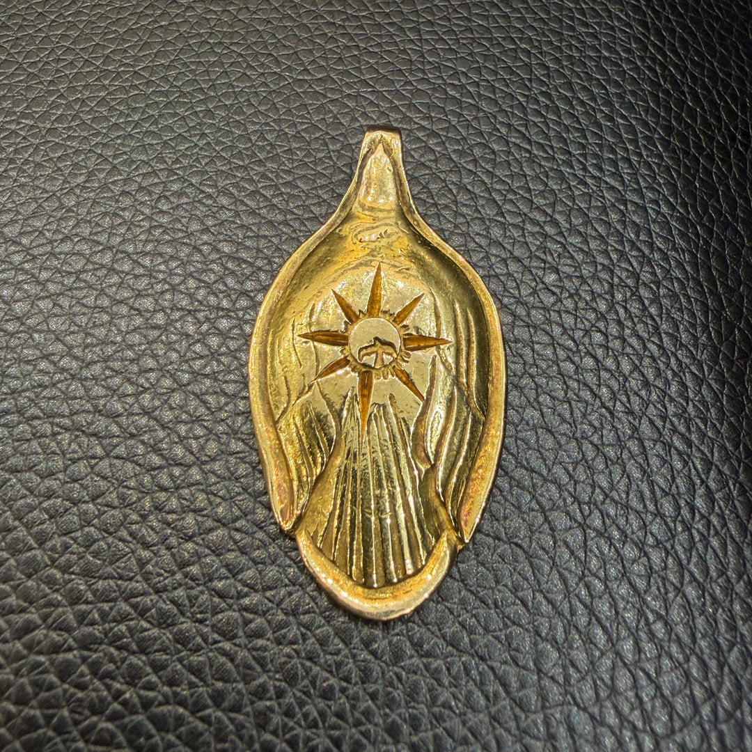 goro's Spoon Pendant | Goros Spoon | DELTAone – goro's | DELTAone