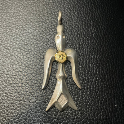 goros DELTAone International Bird Pendant with K18 Gold 62616a 1