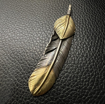 goros DELTAone International Gold Top Gold Tip Feather Right XL S00408 1