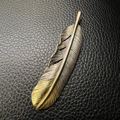 goros DELTAone International Gold Tip Feather Right XL 3