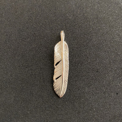 goros DELTAone International Silver Feather Right M 56676 1