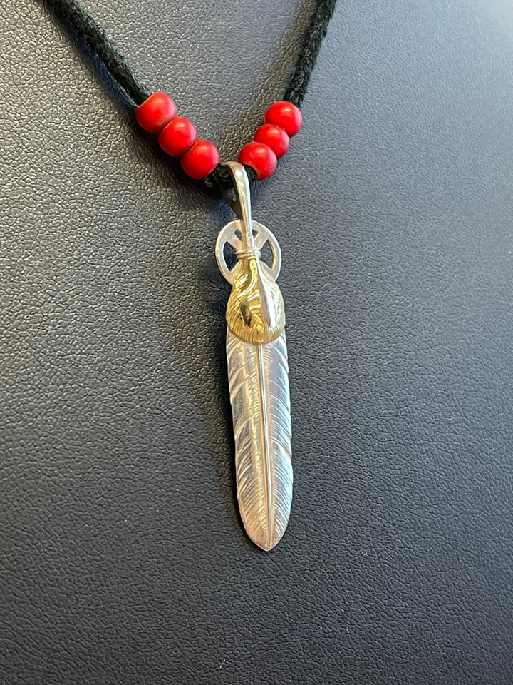 goro's Heart Wheel Feather(L) with Leather Cord Setup | Goros